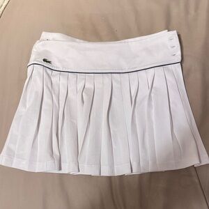 Lacoste Women's White Mini Pleated Skirt (C)